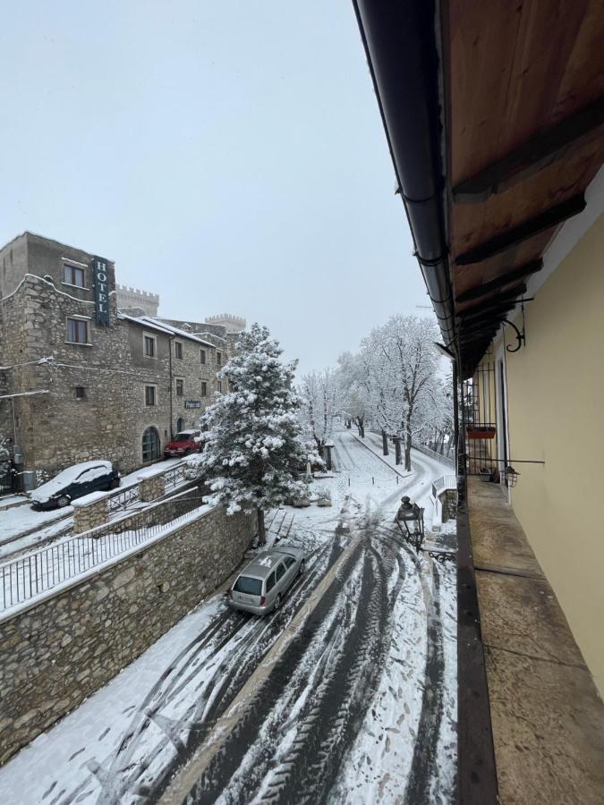 B&B Lorenzo Il Magnifico Celano Dış mekan fotoğraf